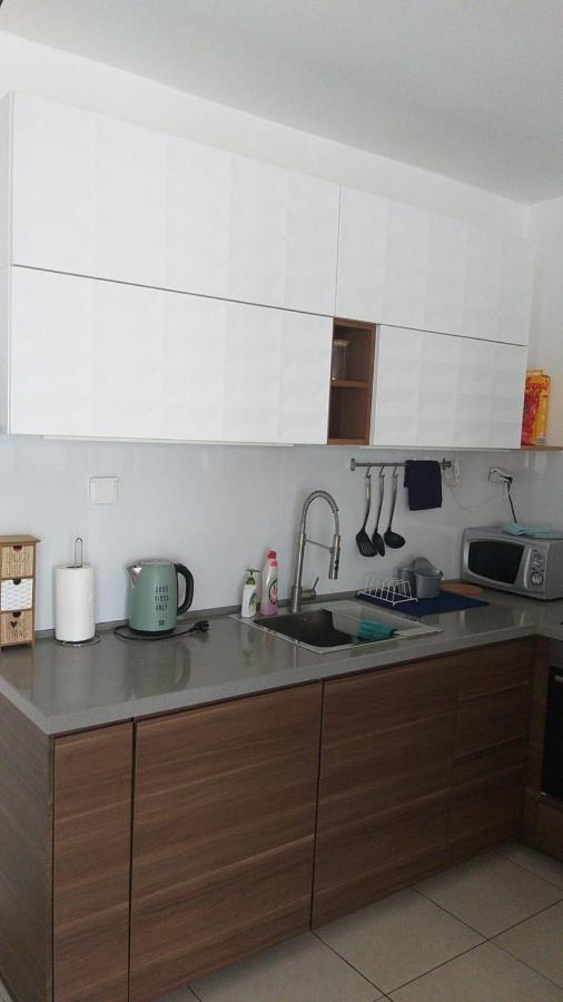 Ashdod City Center 2-Rooms Apartment, 15Min Walk To The Beach المظهر الخارجي الصورة