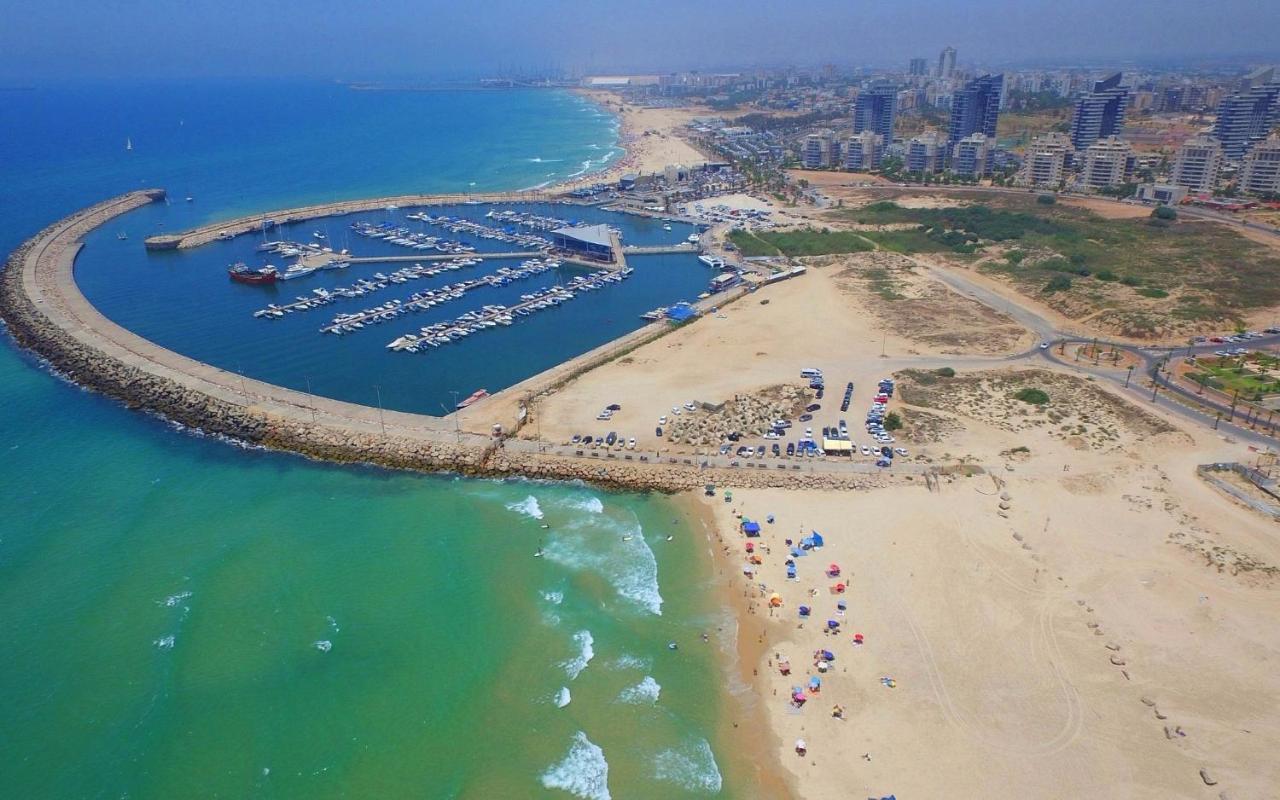 Ashdod City Center 2-Rooms Apartment, 15Min Walk To The Beach المظهر الخارجي الصورة